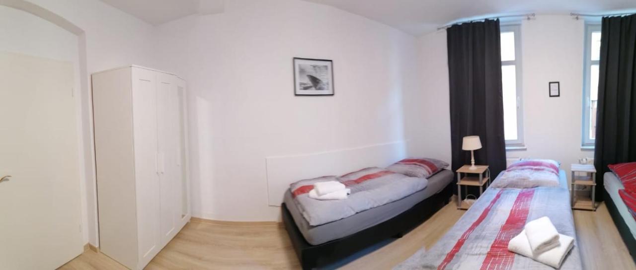 Kunstgasse 11, 10 *